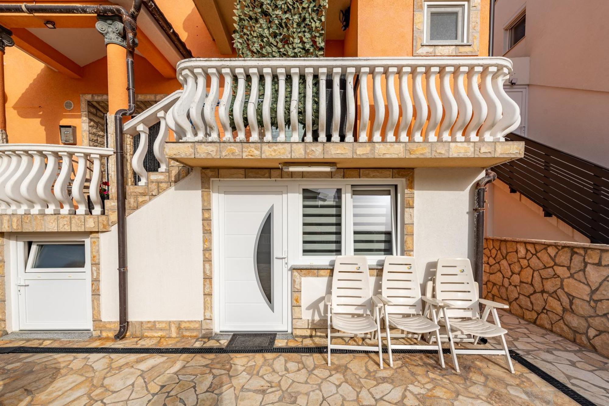 Nena Apartmani Vir Exterior foto