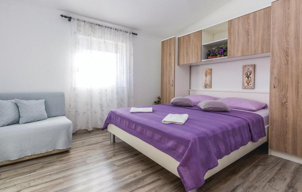 Nena Apartmani Vir Exterior foto